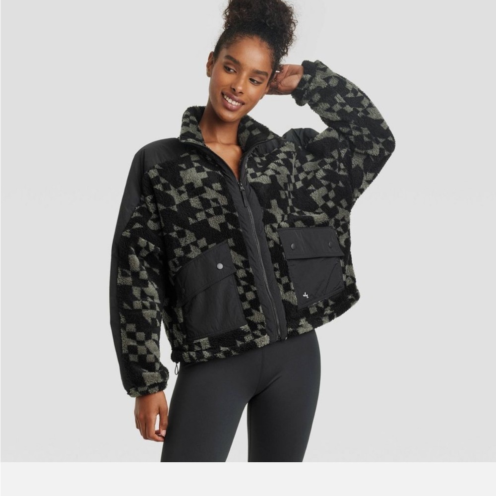Joylab Women's Zip-Up Cropped Winter High-Pile Fleece Jacket Relaxed Fit